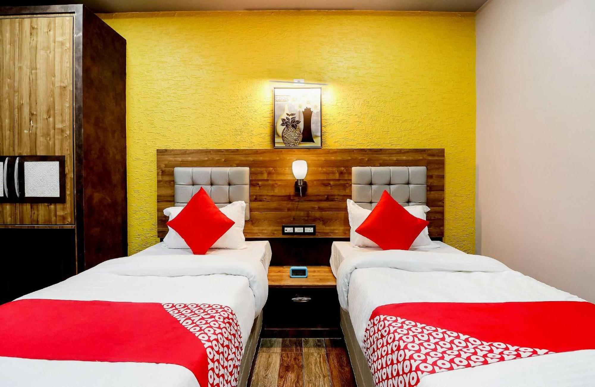 Super Hotel O Padma Manor Brahmapur Exterior photo