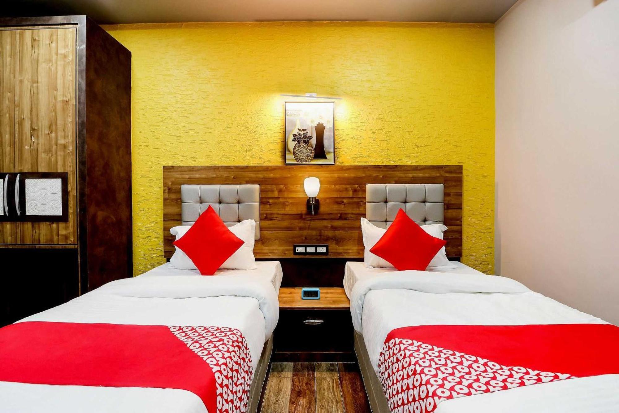 Super Hotel O Padma Manor Brahmapur Exterior photo