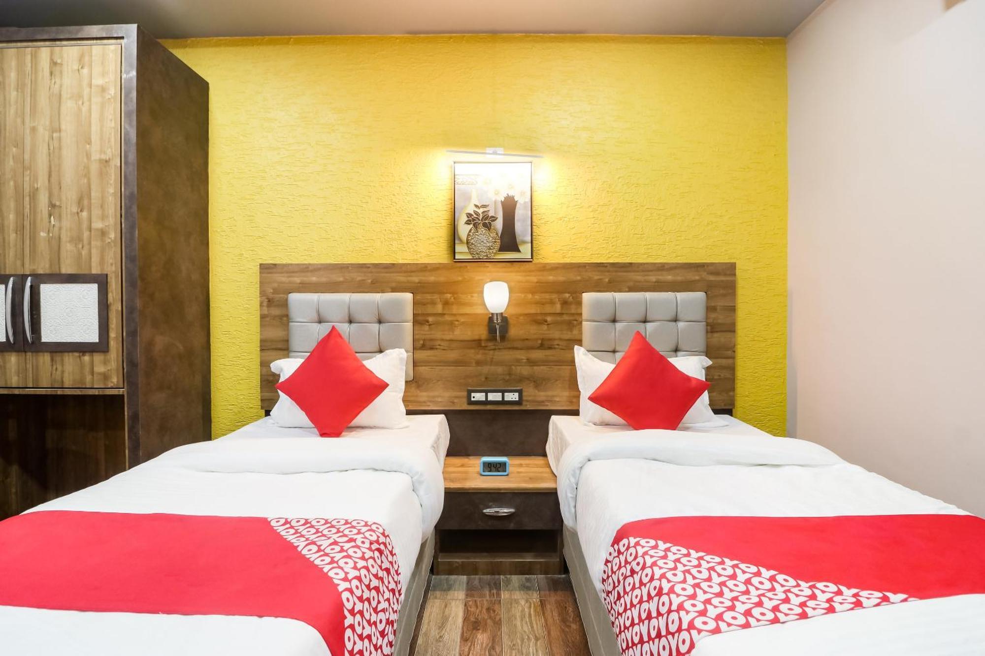 Super Hotel O Padma Manor Brahmapur Exterior photo