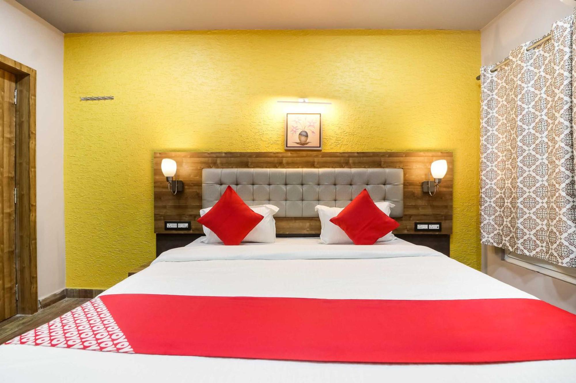 Super Hotel O Padma Manor Brahmapur Exterior photo